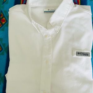 Columbia Women Short Sleeve Shirt